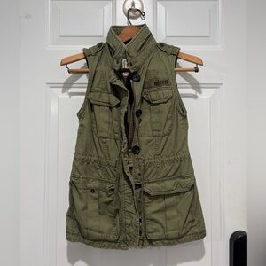 Abercrombie & Fitch Women’s Army Green Utility Cargo Vest, XS